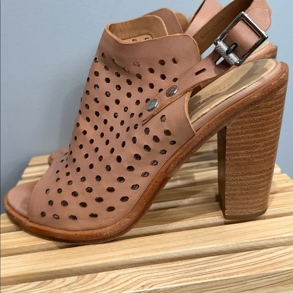 Rag & Bone Perforated Leather Slingback Booties Tan Block Heel Sandals US 8 - Picture 12 of 16